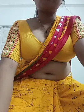 Snapshot of Priya_2222 chatting on May 19, 2026, 7:21 pm Priya 2222 online show from May 19, 2026, 7:21 pm