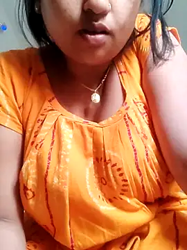Snapshot of Priya_2222 chatting on March 2, 2025, 11:41 am Priya 2222 online show from March 2, 2025, 11:41 am