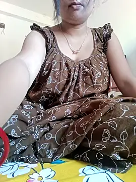 Snapshot of Priya_2222 chatting on September 26, 2025, 5:58 am Priya 2222 online show from September 26, 2025, 5:58 am