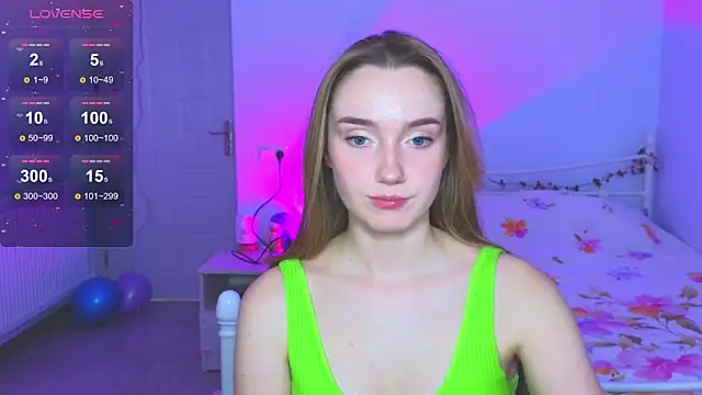 Snapshot of Wild_Sophie_ chatting on December 17, 2025, 5:07 pm Wild Sophie online show from December 17, 2025, 5:07 pm