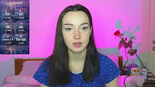 Snapshot of Wild_Sophie_ chatting on December 20, 2024, 2:16 pm Wild Sophie online show from December 20, 2024, 2:16 pm