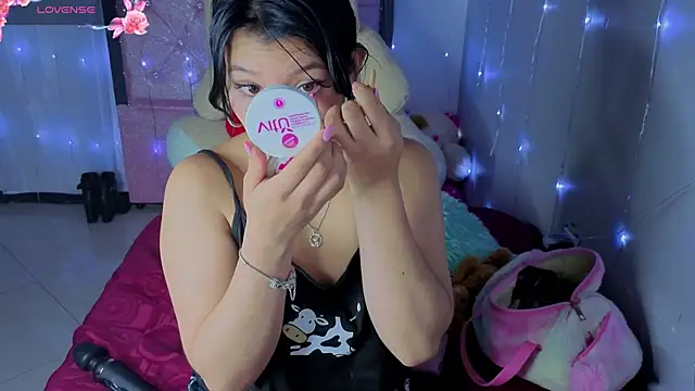keyla meow online show from October 21, 2025, 9:14 pm