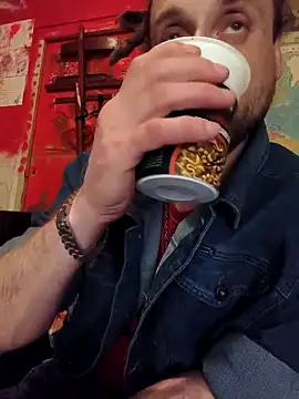 Ozomitro online show from April 10, 2026, 11:12 pm