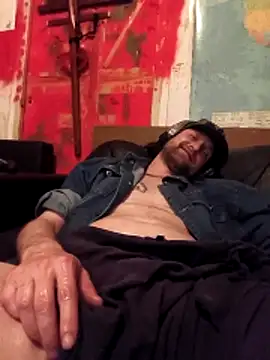 Ozomitro online show from April 9, 2026, 8:26 pm