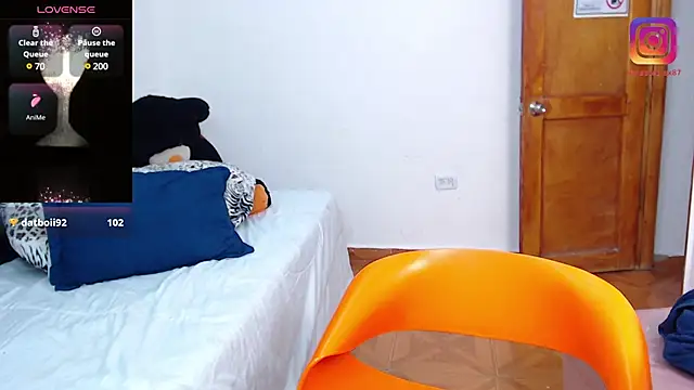 Snapshot of Anastasiax87 chatting on January 19, 2025, 3:18 am Anastasiax87 online show from January 19, 2025, 3:18 am