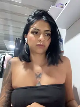 Hilary pinkk online show from March 29, 2026, 3:19 am