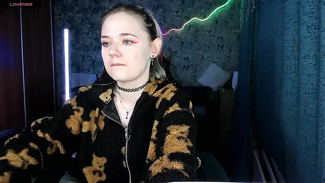 Your small bunny online show from March 1, 2026, 2:00 am