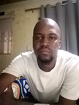 Snapshot of Siga357 chatting on April 15, 2026, 8:42 pm Siga357 online show from April 15, 2026, 8:42 pm