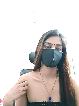 Tisha-01 online show from November 5, 2025, 1:25 pm