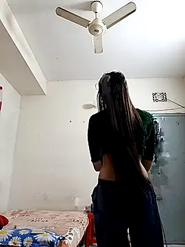 Snapshot of Tisha-01 chatting on January 10, 2026, 4:46 pm Tisha-01 online show from January 10, 2026, 4:46 pm