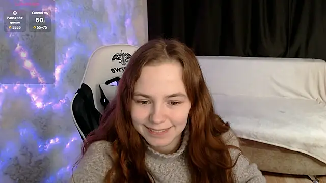 Snapshot of Fox_Lisa chatting on March 1, 2025, 8:32 pm Fox Lisa online show from March 1, 2025, 8:32 pm