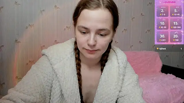 Snapshot of Fox_Lisa chatting on March 19, 2025, 1:29 pm Fox Lisa online show from March 19, 2025, 1:29 pm