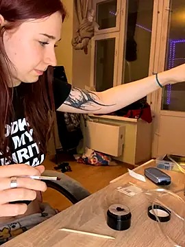 Snapshot of Shirley_Thomas chatting on September 14, 2025, 8:31 pm Shirley Thomas online show from September 14, 2025, 8:31 pm