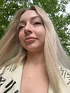 Snapshot of melissa_grr chatting on May 18, 2026, 1:16 pm melissa grr online show from May 18, 2026, 1:16 pm