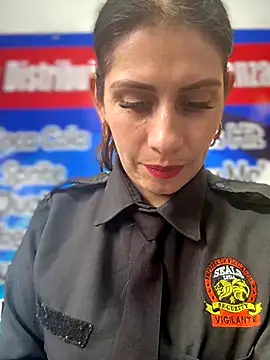 Snapshot of Alysson-- chatting on October 24, 2025, 3:22 pm Alysson-- online show from October 24, 2025, 3:22 pm