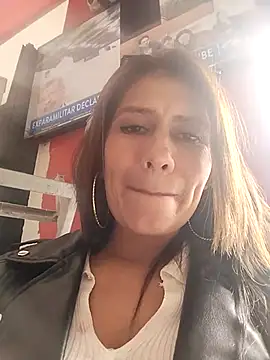 Snapshot of Alysson-- chatting on March 14, 2025, 6:29 pm Alysson-- online show from March 14, 2025, 6:29 pm