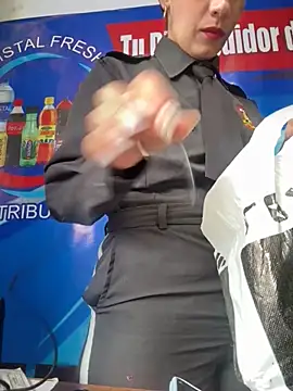 Snapshot of Alysson-- chatting on November 25, 2025, 1:44 pm Alysson-- online show from November 25, 2025, 1:44 pm