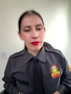 Snapshot of Alysson-- chatting on January 15, 2026, 3:15 pm Alysson-- online show from January 15, 2026, 3:15 pm