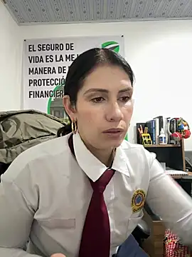 Snapshot of Alysson-- chatting on February 18, 2026, 2:13 pm Alysson-- online show from February 18, 2026, 2:13 pm