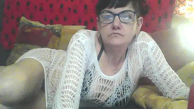 AlanaLaDream online show from July 17, 2026, 1:52 pm