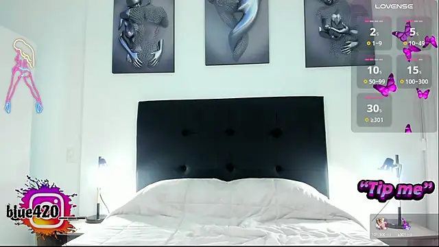 Snapshot of Skyler__blue4 chatting on January 11, 2025, 12:01 am Skyler blue4 online show from January 11, 2025, 12:01 am