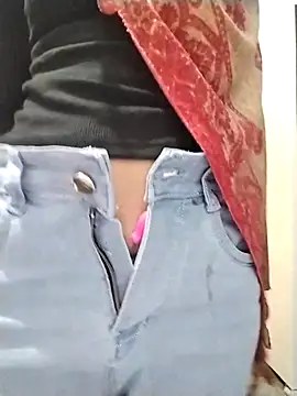 Cute-Ridhima online show from December 5, 2025, 4:44 am