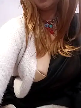 Snapshot of Dr_Kamsutra chatting on December 17, 2025, 6:35 pm Dr Kamsutra online show from December 17, 2025, 6:35 pm