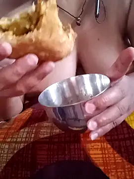 Snapshot of Dr_Kamsutra chatting on September 29, 2025, 9:16 am Dr Kamsutra online show from September 29, 2025, 9:16 am