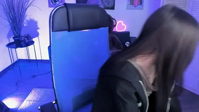 Elainebeness online show from January 15, 2026, 1:31 am