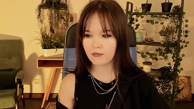 Elainebeness online show from March 3, 2026, 7:21 pm