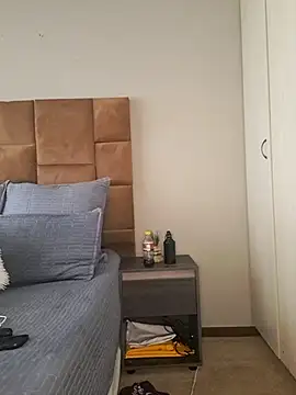 thicktash online show from November 8, 2025, 8:29 am