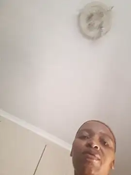 thicktash online show from September 19, 2025, 5:22 am