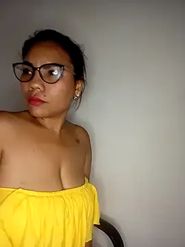 KatrinaReds online show from February 17, 2025, 7:26 am