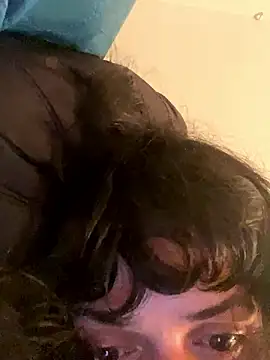 Snapshot of magalunabb chatting on December 6, 2024, 12:40 am magalunabb online show from December 6, 2024, 12:40 am