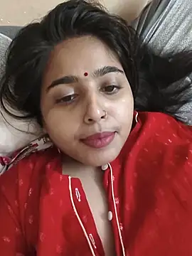 Snapshot of Sweet-Rani chatting on June 19, 2026, 6:03 pm Sweet-Rani online show from June 19, 2026, 6:03 pm
