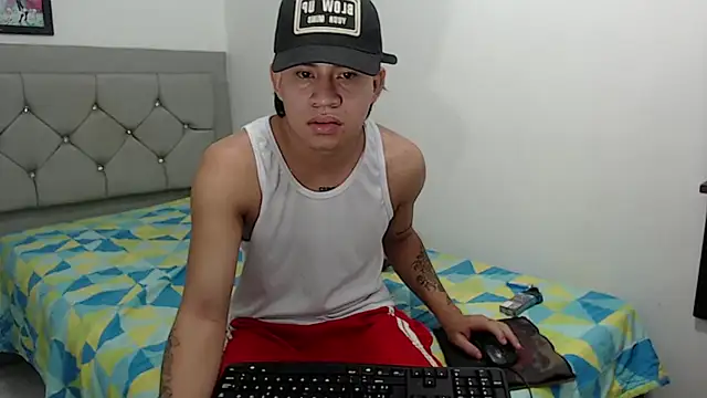 Snapshot of logannth chatting on May 26, 2026, 10:57 am logannth online show from May 26, 2026, 10:57 am