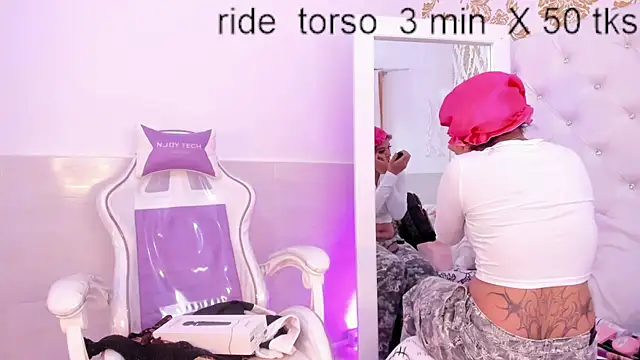 emaa lambert online show from April 18, 2026, 11:34 am