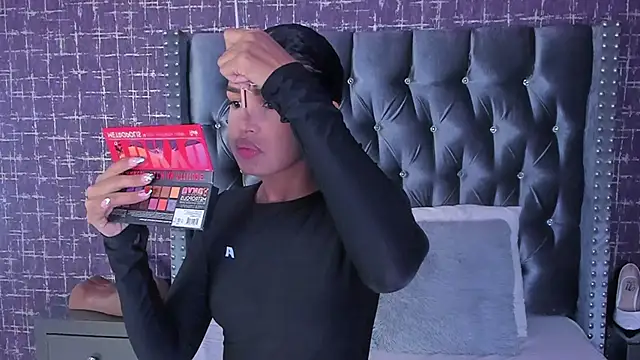 TOKIONAIANA online show from February 16, 2025, 10:10 am