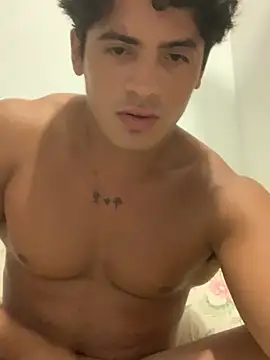 Snapshot of Babzinho_ chatting on January 2, 2025, 3:26 am Babzinho online show from January 2, 2025, 3:26 am