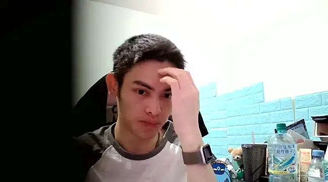 Snapshot of thisisbook_223 chatting on February 10, 2025, 3:32 pm thisisbook 223 online show from February 10, 2025, 3:32 pm