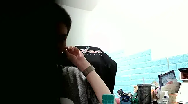 Snapshot of thisisbook_223 chatting on December 17, 2024, 9:05 pm thisisbook 223 online show from December 17, 2024, 9:05 pm