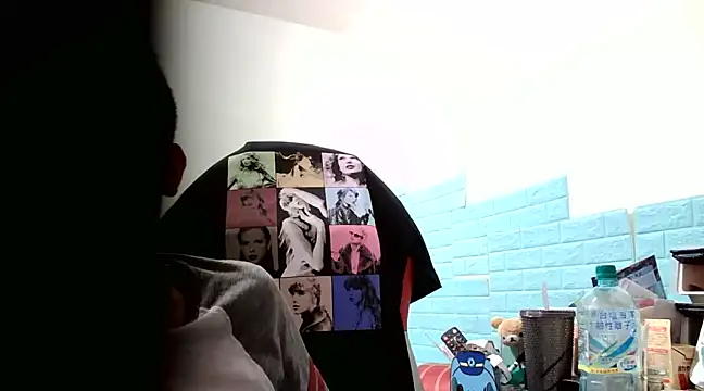 Snapshot of thisisbook_223 chatting on February 10, 2025, 6:35 pm thisisbook 223 online show from February 10, 2025, 6:35 pm