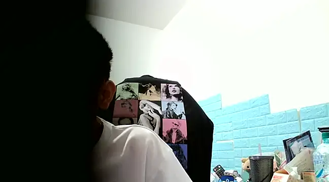 Snapshot of thisisbook_223 chatting on January 23, 2025, 7:54 am thisisbook 223 online show from January 23, 2025, 7:54 am