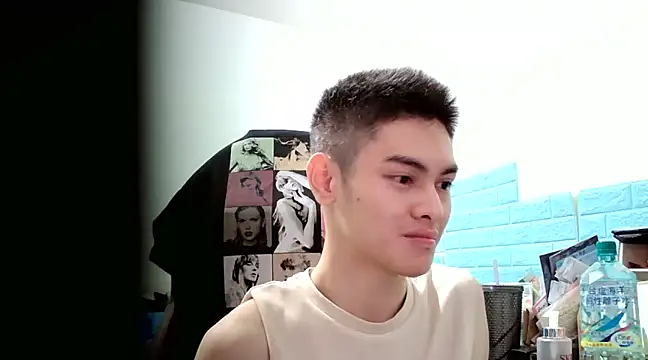 Snapshot of thisisbook_223 chatting on February 15, 2025, 5:50 pm thisisbook 223 online show from February 15, 2025, 5:50 pm