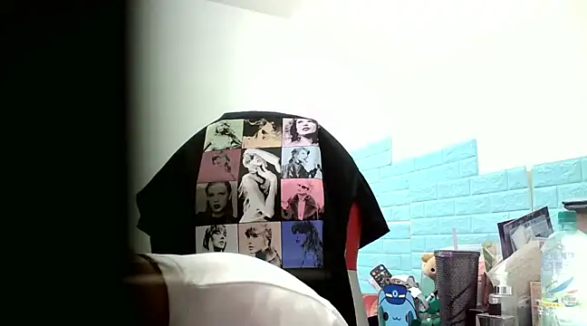 Snapshot of thisisbook_223 chatting on February 3, 2025, 6:49 pm thisisbook 223 online show from February 3, 2025, 6:49 pm