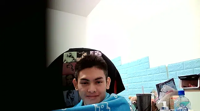 Snapshot of thisisbook_223 chatting on February 22, 2025, 1:02 pm thisisbook 223 online show from February 22, 2025, 1:02 pm