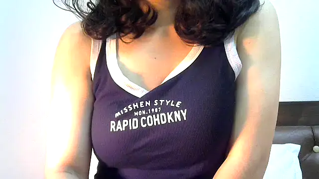 Snapshot of phuljhadi chatting on February 15, 2025, 4:34 pm phuljhadi online show from February 15, 2025, 4:34 pm