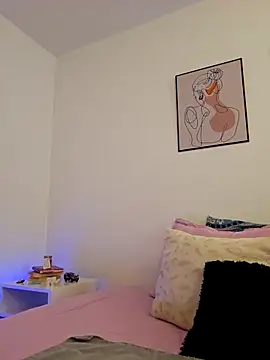 VictoriaEvaans  online show from November 16, 2025, 7:07 pm