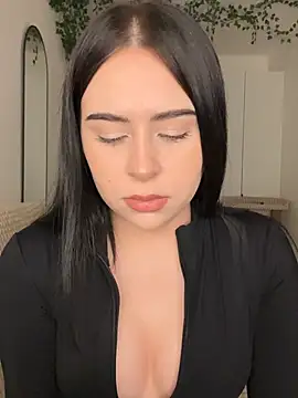  SweetCandyy online show from April 19, 2026, 7:49 pm