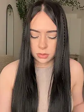  SweetCandyy online show from March 27, 2026, 8:32 pm